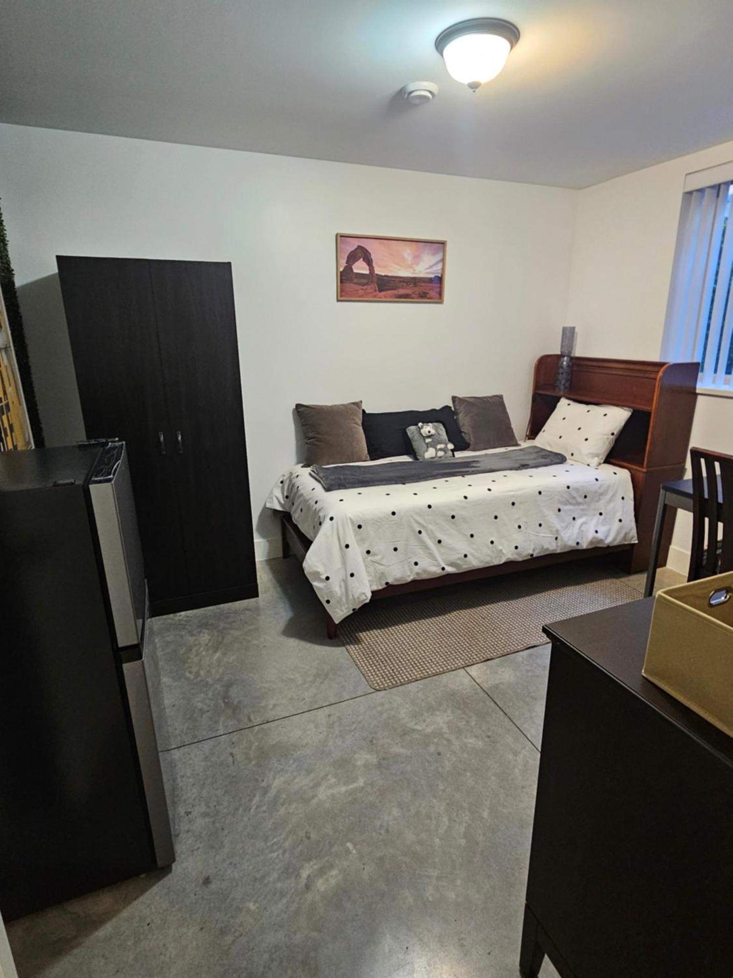 Отель The Ridge Lynn Creek Экстерьер фото